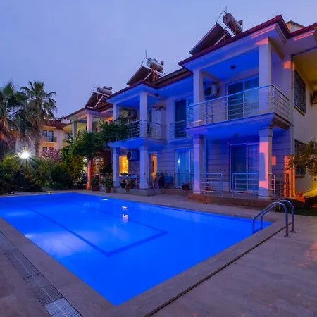 Yas Calis Villa